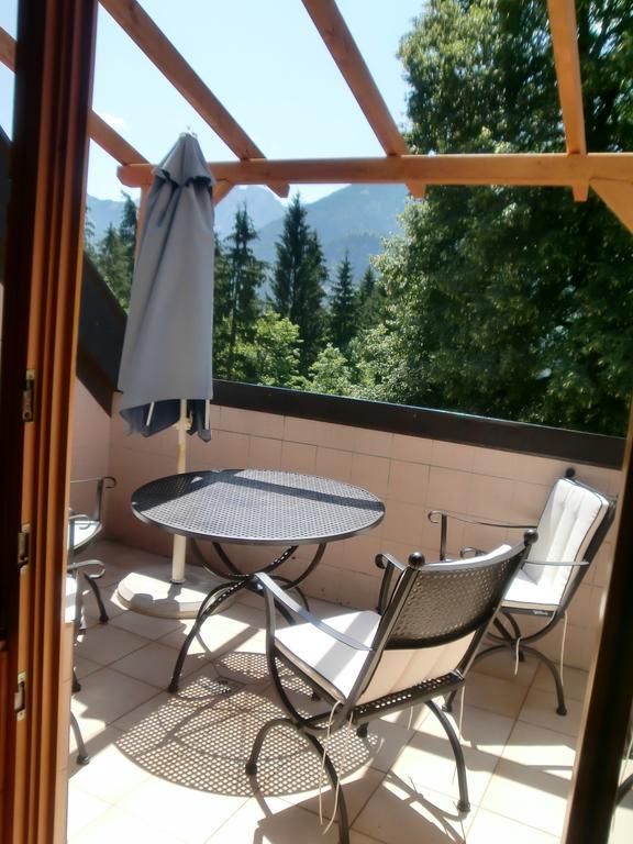Garten- & Loggia-Appartement Herrenhaus Dellach im Drautal الغرفة الصورة
