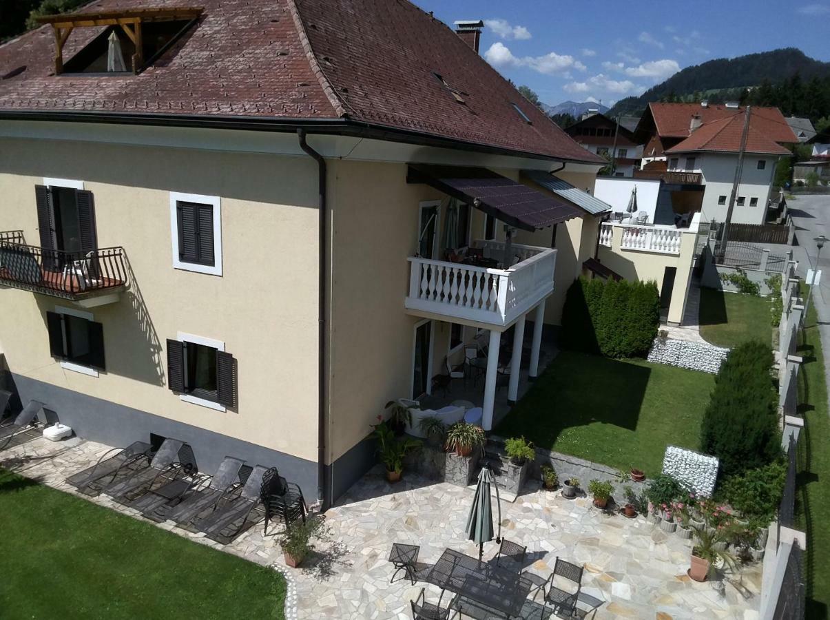 Garten- & Loggia-Appartement Herrenhaus Dellach im Drautal المظهر الخارجي الصورة