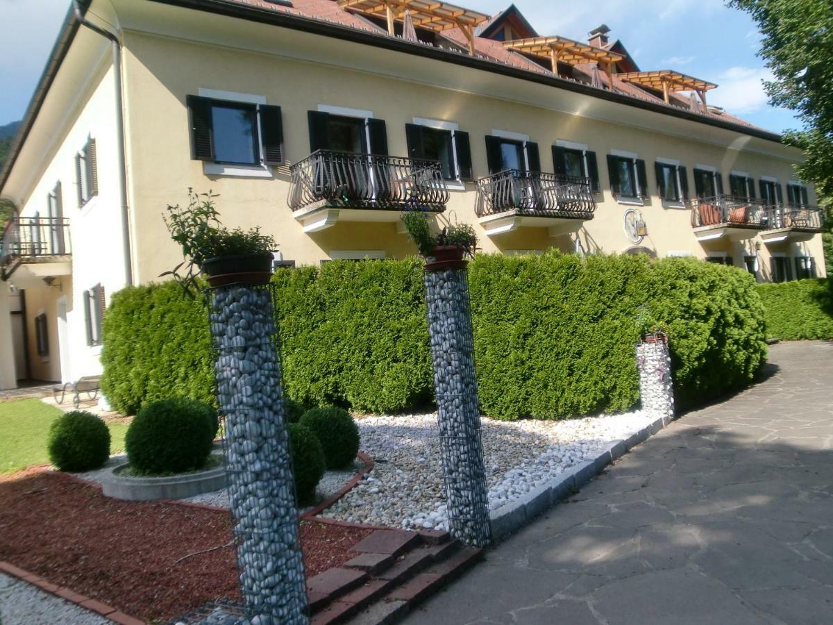 Garten- & Loggia-Appartement Herrenhaus Dellach im Drautal المظهر الخارجي الصورة