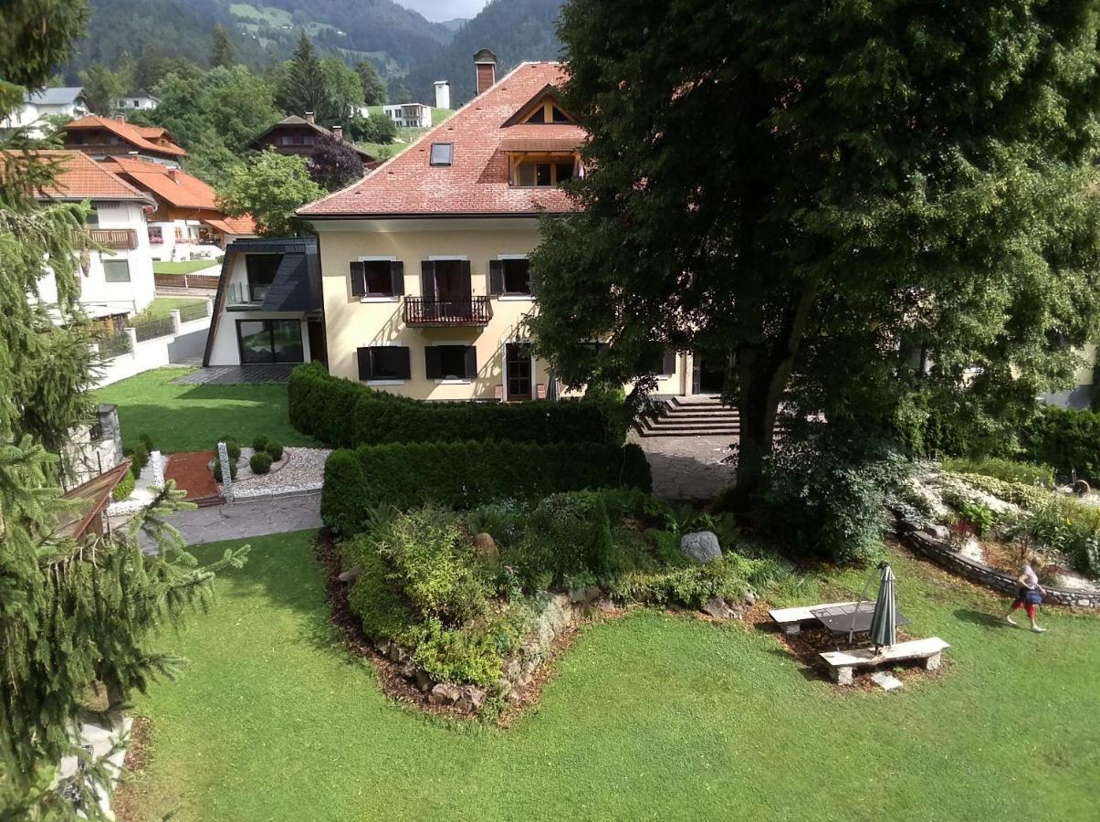 Garten- & Loggia-Appartement Herrenhaus Dellach im Drautal المظهر الخارجي الصورة